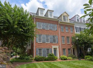 341 S Fayette St, Alexandria, VA 22314