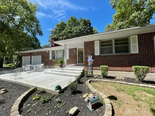 3523 Mechanicsburg Rd, Springfield, OH 45502