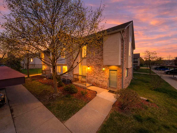 42779 Lilley Pointe Dr, Canton, MI 48187