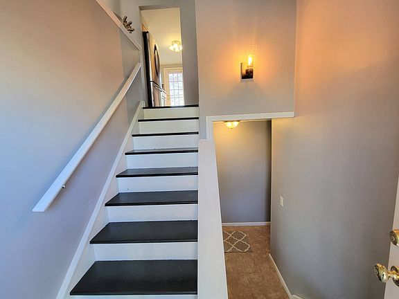 2nd image of 684 Marston Ave