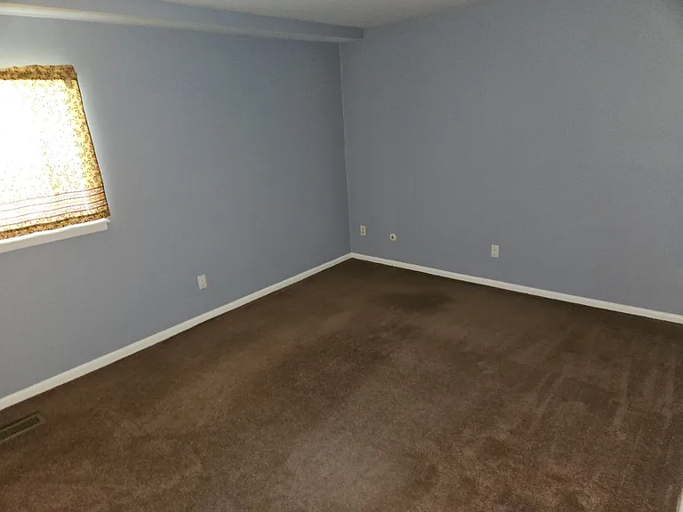 2141 Benson St #1 — Photo 9