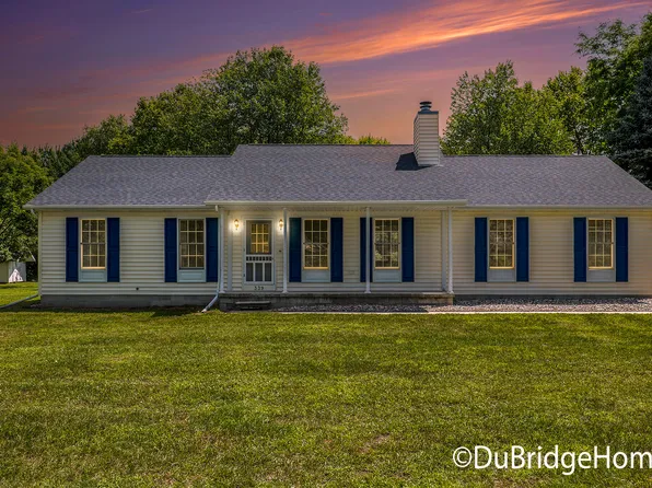 339 Locust St, Howard City, MI 49329