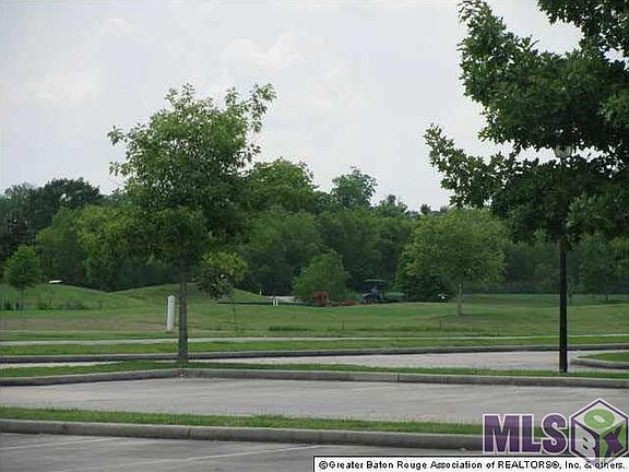 5th image of 157 Patio Ct