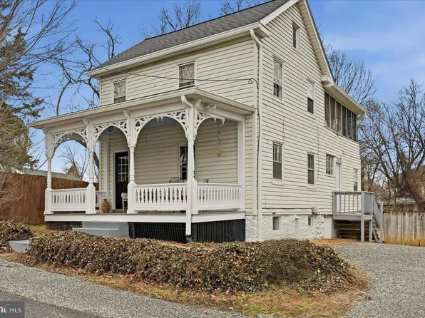 2 W Main St, Boyce, VA 22620