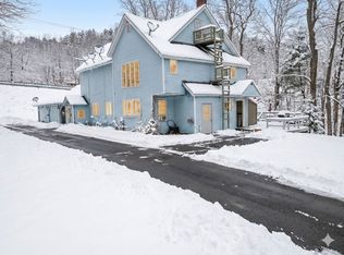 31 Island Rd APT 1, West Townshend, VT 05359