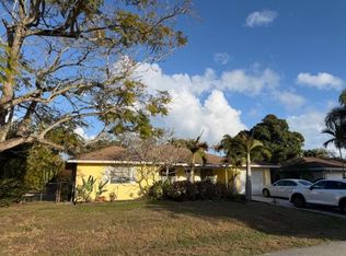 394 Evergreen Ave, Tequesta, FL 33469