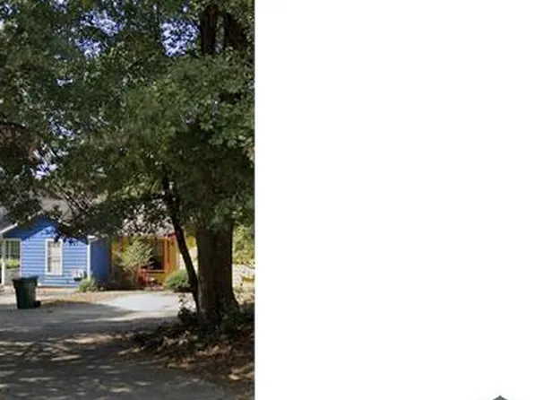 5651 Waterford Ct, Morrow, GA 30260