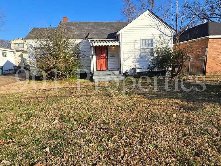 3708 Park Ave — Photo 2