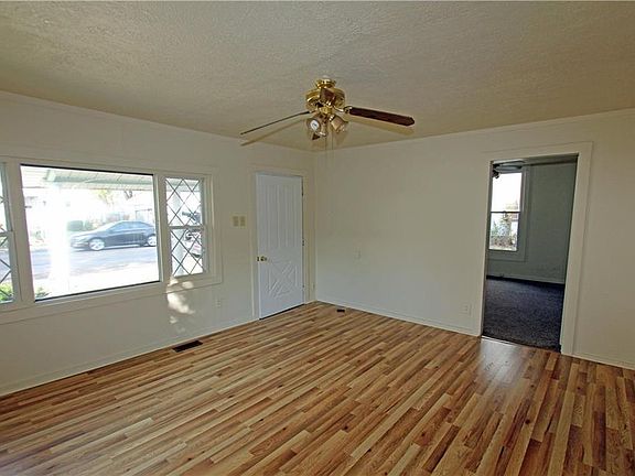 5th image of 409 McKinley Ave