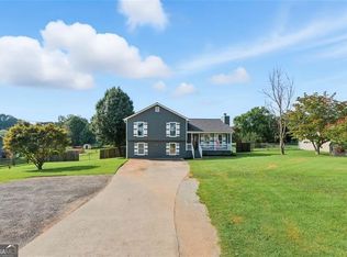 218 Carl Cedar Hill Rd, Winder, GA 30680