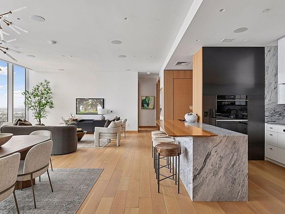 2nd image of 255 Hennepin Ave #3304