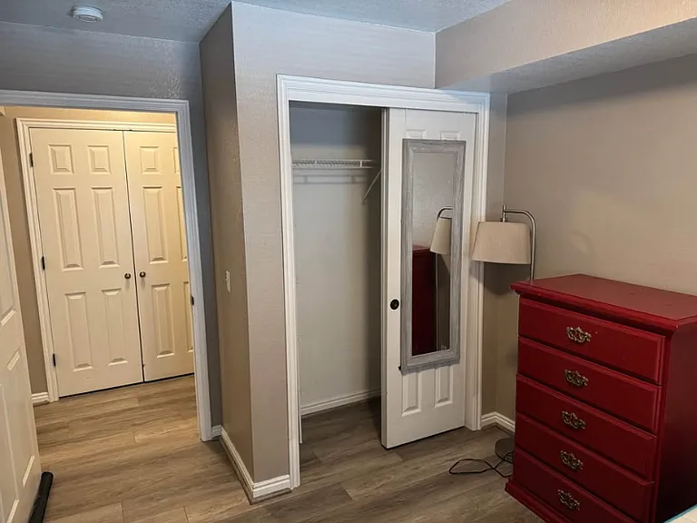 108 W Cougar Blvd #220 — Photo 8