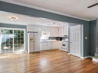 4075 Woodland Dr NW, Kennesaw, GA 30152