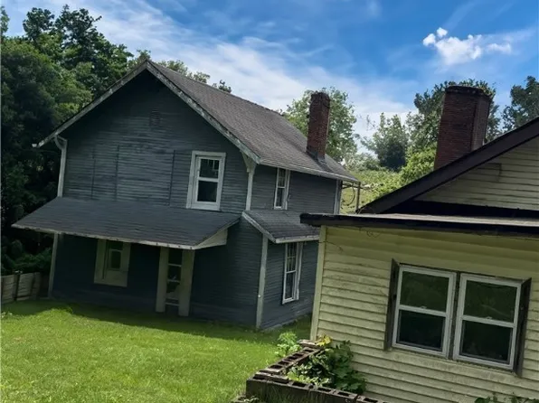 64331 Shepard Rd, Bellaire, OH 43906