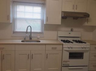 22715 67th Ave, Oakland Gardens, NY 11364