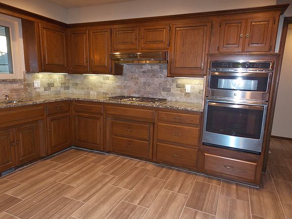 Another view of the Kitchen!