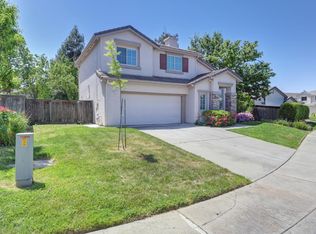 4004 Parkstone Ln, Elk Grove, CA