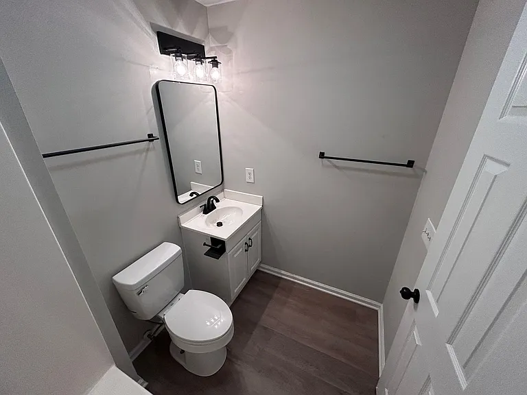 2318 Purdy Ave — Photo 38