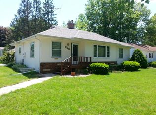 820 Bourland Ave, Waterloo, IA 50702