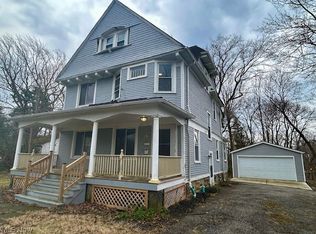 18112 Chagrin Blvd, Shaker Heights, OH