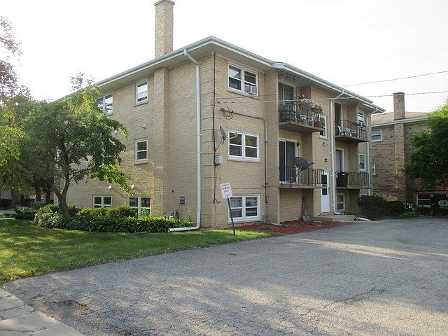 2nd image of 4508 Grove Ave
