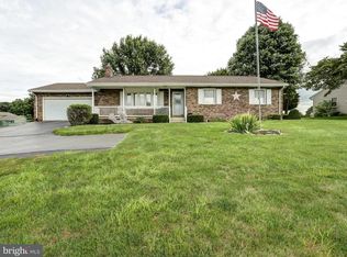1272 W Lisburn Rd, Mechanicsburg, PA 17055