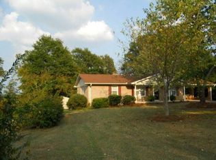 503 Andrew Pickens Dr, Seneca, SC 29678