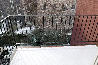 Rented by Peter Ashe