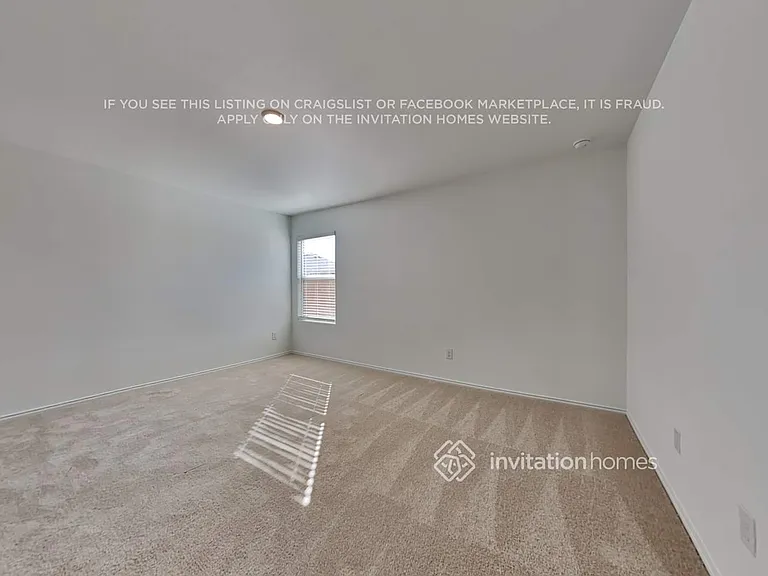 1136 Catclaw Rd — Photo 9
