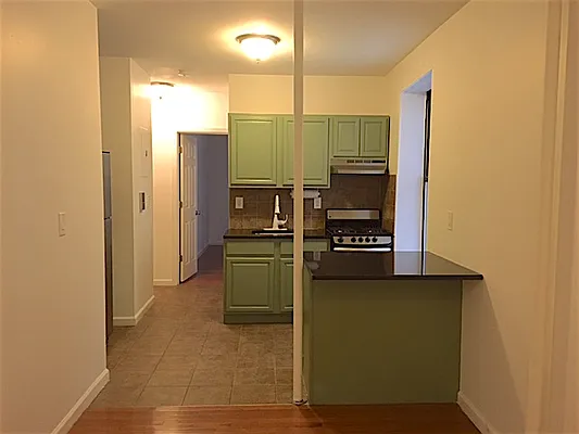 Rented by New Holland Residences | media 40