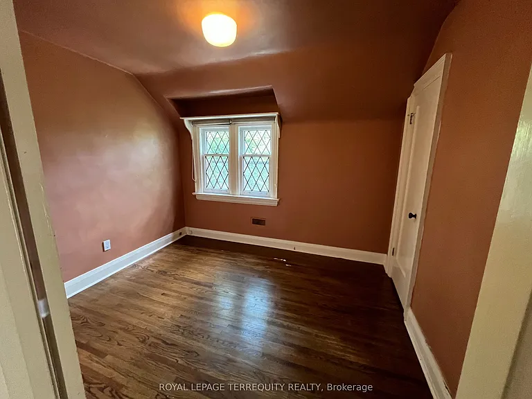 25 Halford Ave — Photo 13
