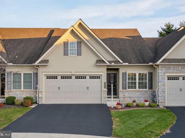 1334 Woodcrest Ct, Mount Joy, PA 17552