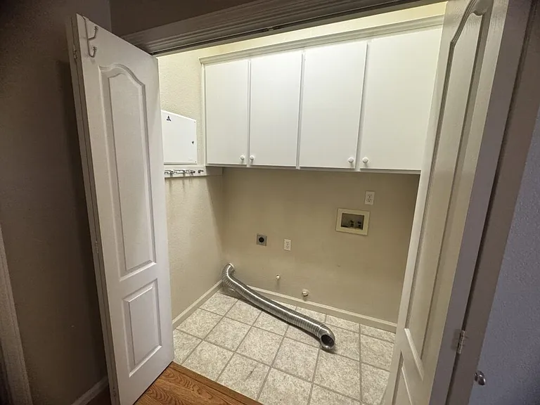 1349 Table Mountain Dr — Photo 8