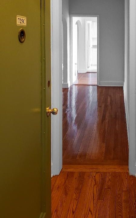 1st image of 524 Larchmont Acres APT D