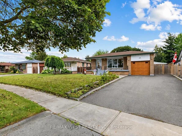 407 Brimorton Dr, Toronto, ON M1H 2E4