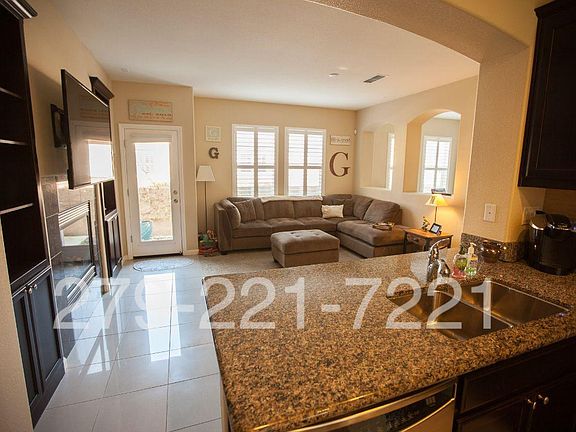 3rd image of 8058 Linda Isle Ln