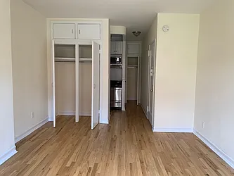 Rented by PocketBroker Inc