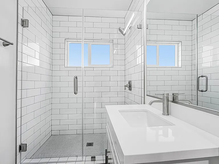 978 Barrington - steps to San Vicente in prime Brentwood! — Photo 10