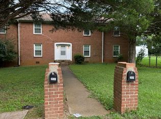 2555 Summit Ct, Murfreesboro, TN 37130