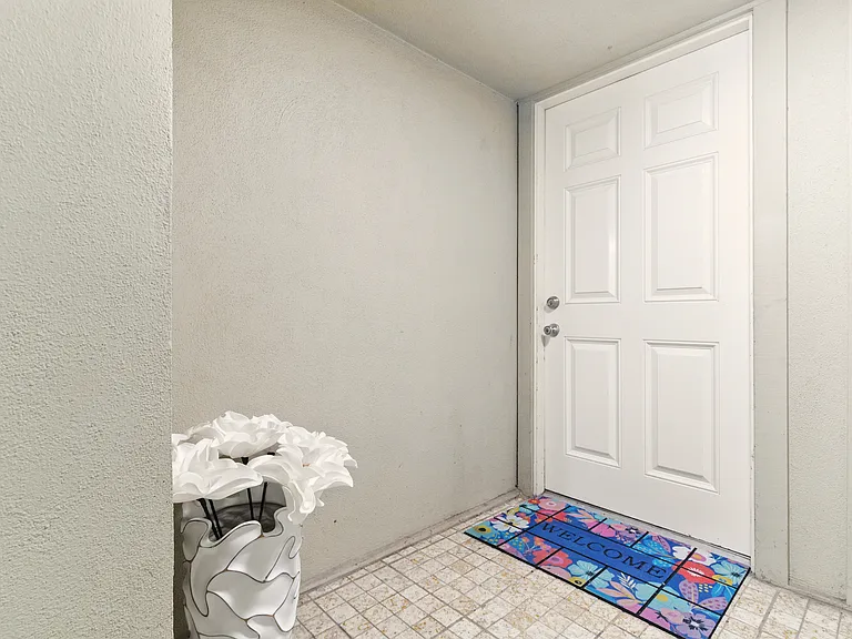 67 Brookwood Rd #10 — Photo 5