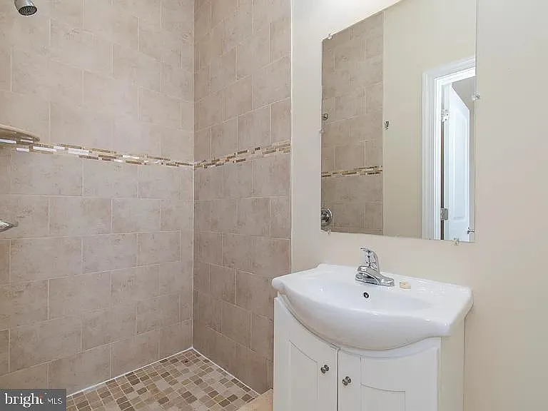 1929 N Gratz St #2 — Photo 33