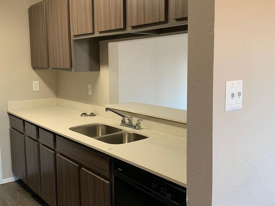 1st image of 3820 Levee Cir E APT 271