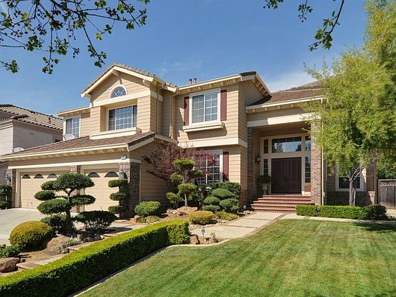 3rd image of 6541 Deer Hollow Dr