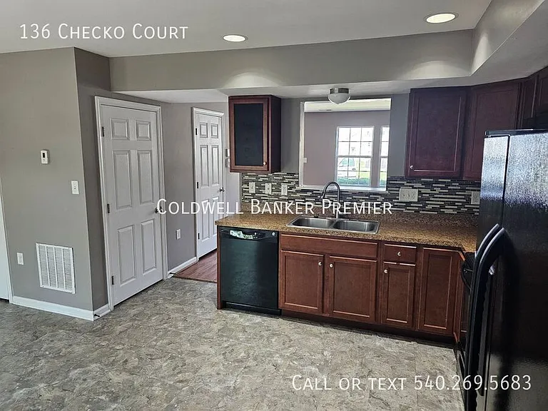 136 Checko Ct — Photo 21
