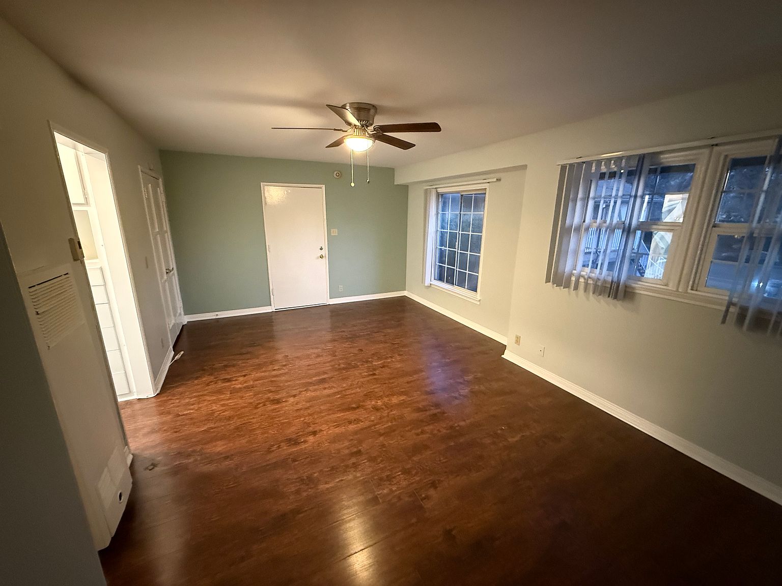 1841 Riverside Dr #18, Glendale, CA 91201 | Zillow
