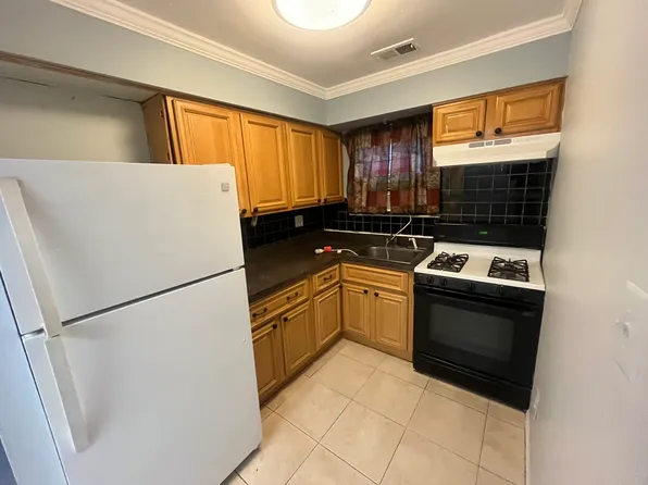 48 Cooke St Floor 1, Staten Island, NY 10314