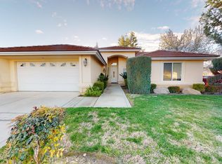 432 Stadium Rd, Madera, CA 93637