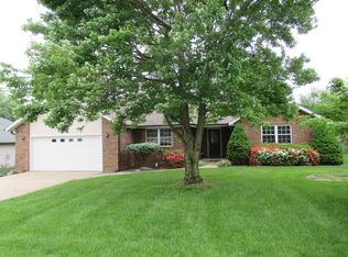 606 W Somerset Dr, Nixa, MO 65714
