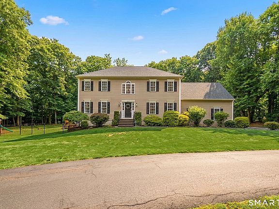 2nd image of 110 Clapboard Hill Road