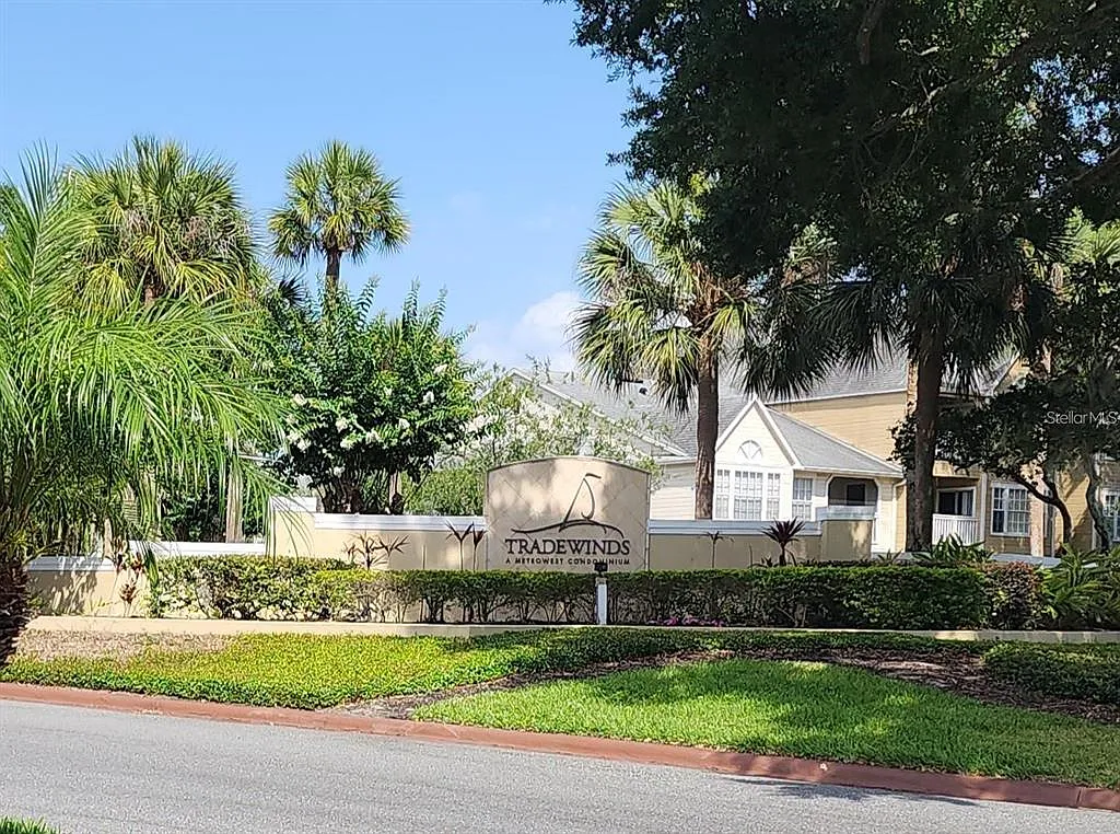 2 bed, 2.0 bath, 829 sqft, $1,500 — Photo 2
